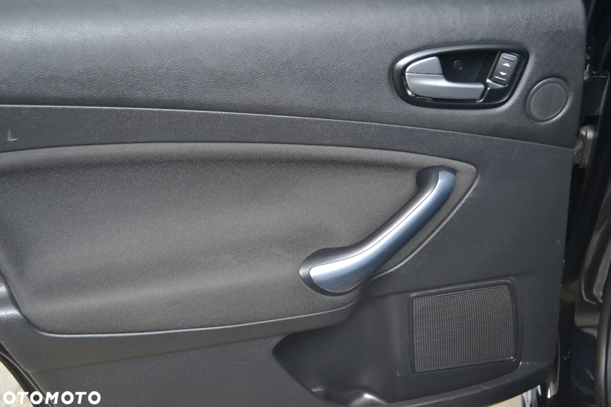 Ford Mondeo 1.6 Ambiente - 18