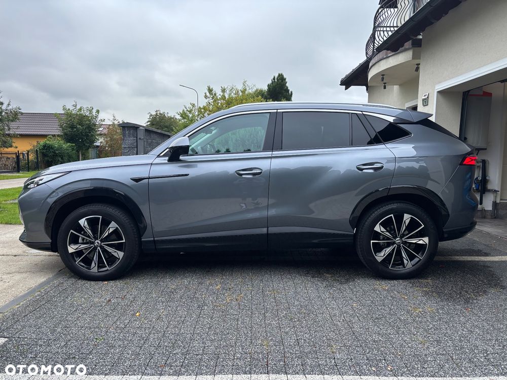 MG HS 1.5 T-GDI Exclusive DCT - 4