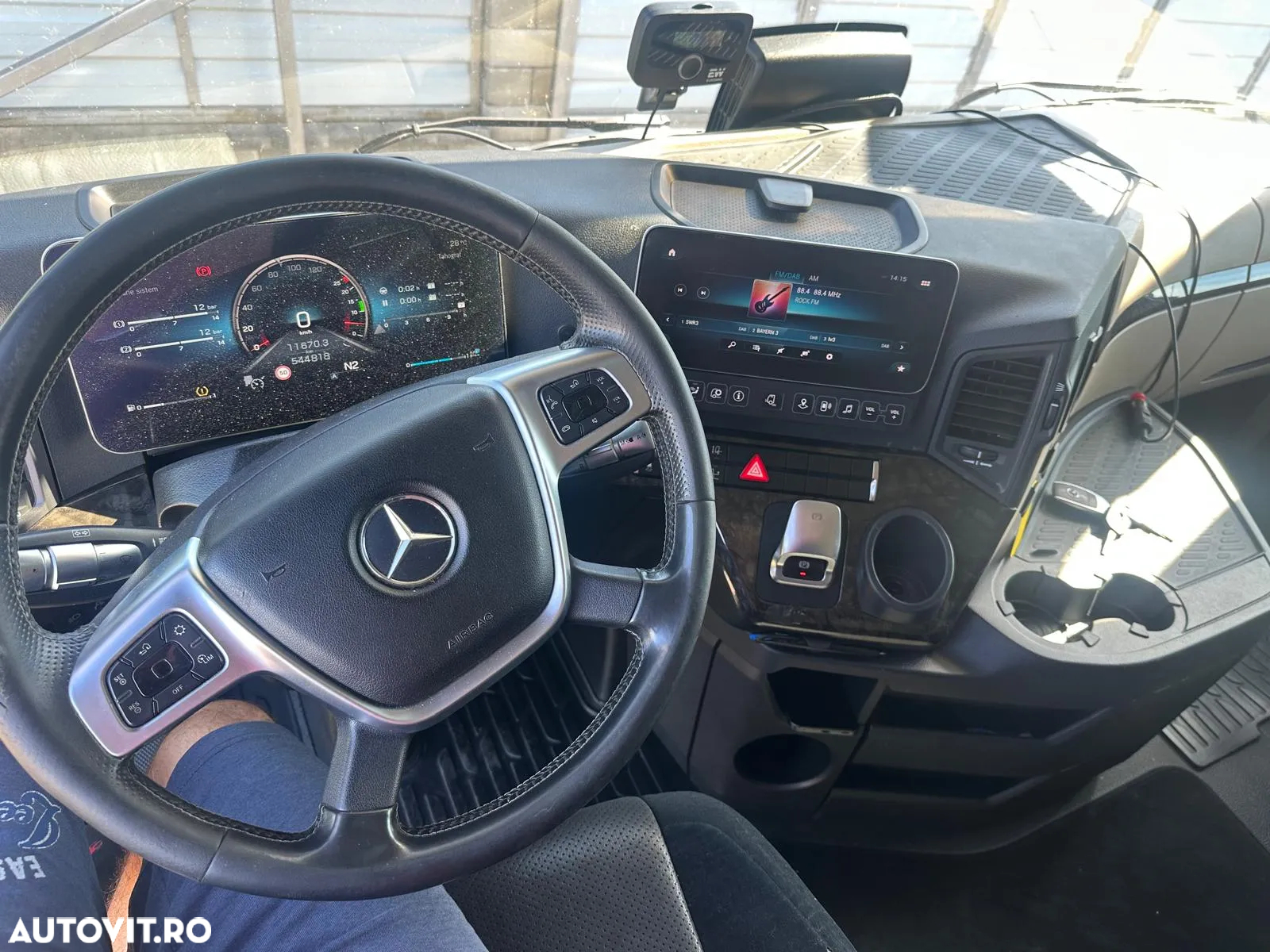 Mercedes-Benz ACTROS - 9