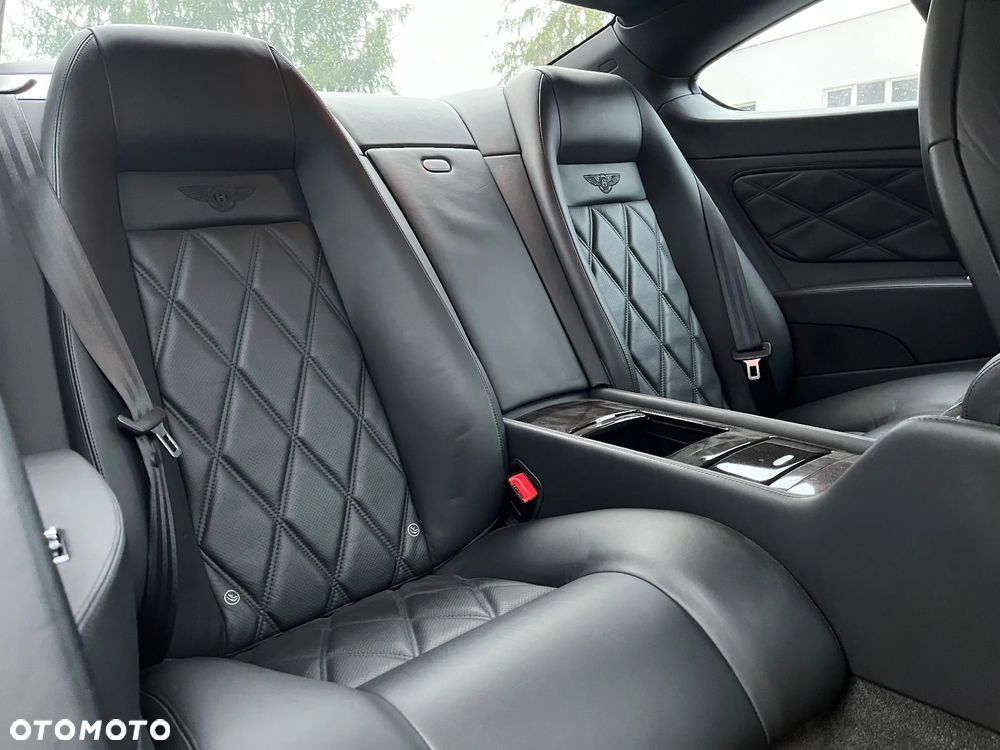 Bentley Continental GT Standard - 24