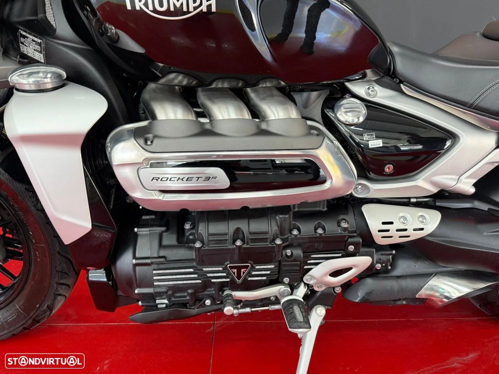 Triumph Rocket R - 8