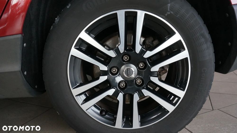 Volvo V40 Cross Country D3 Drive-E SCR Momentum - 29