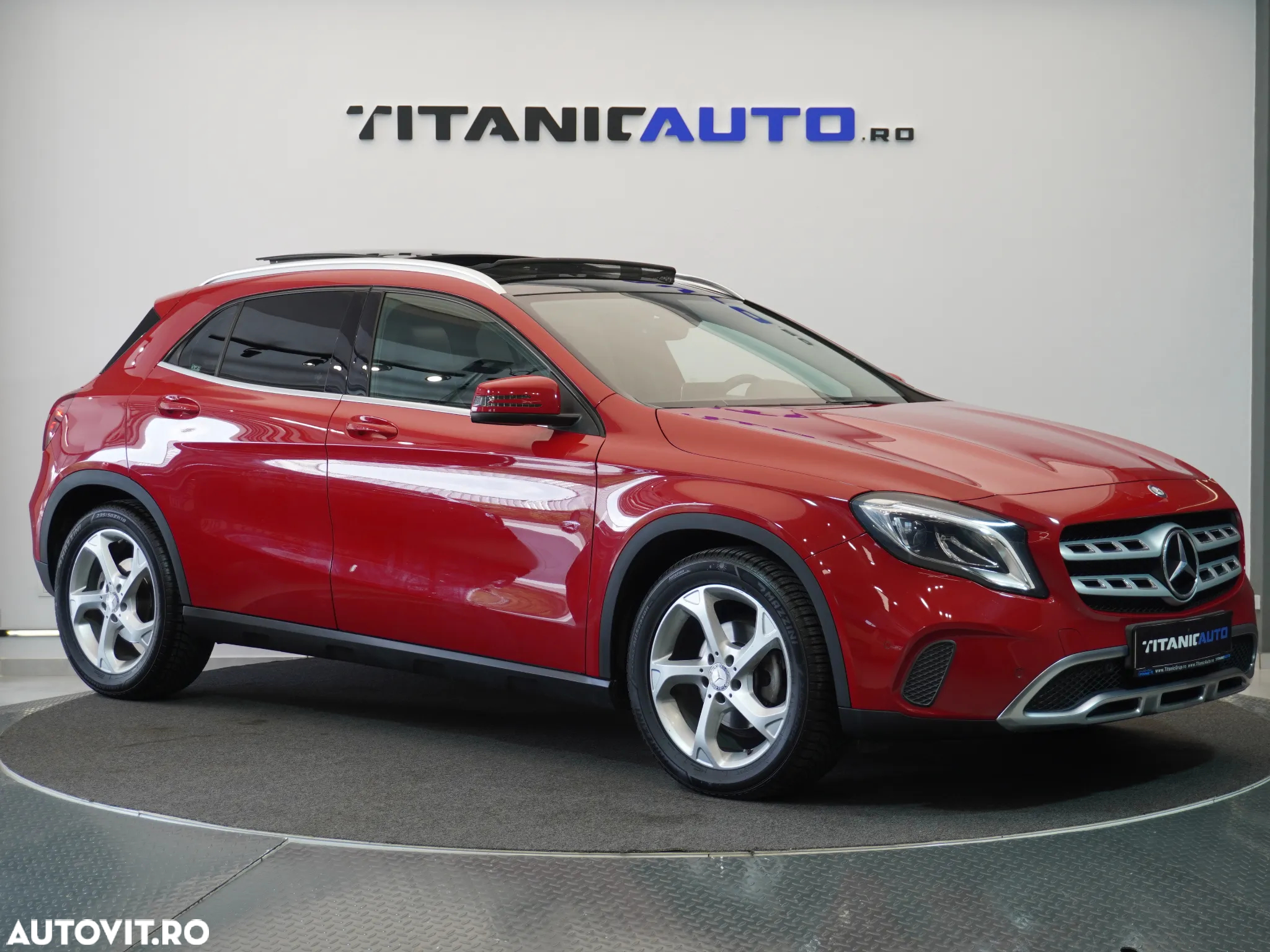 Mercedes-Benz GLA - 2