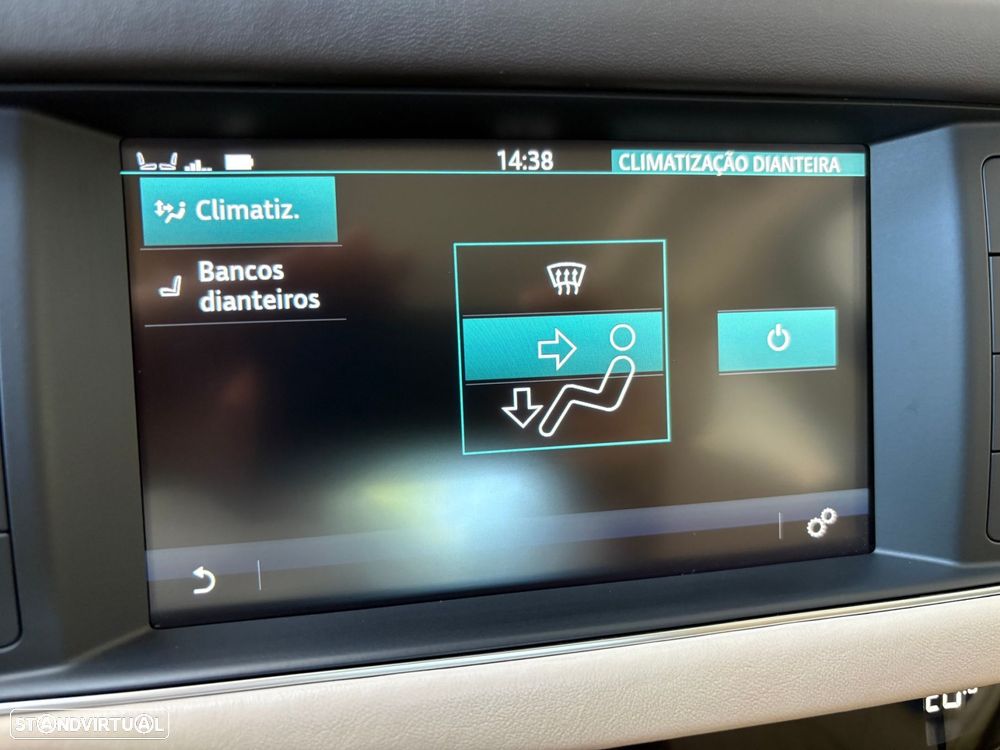 Jaguar XF 3.0 TDV6 Portfolio Aut. - 32