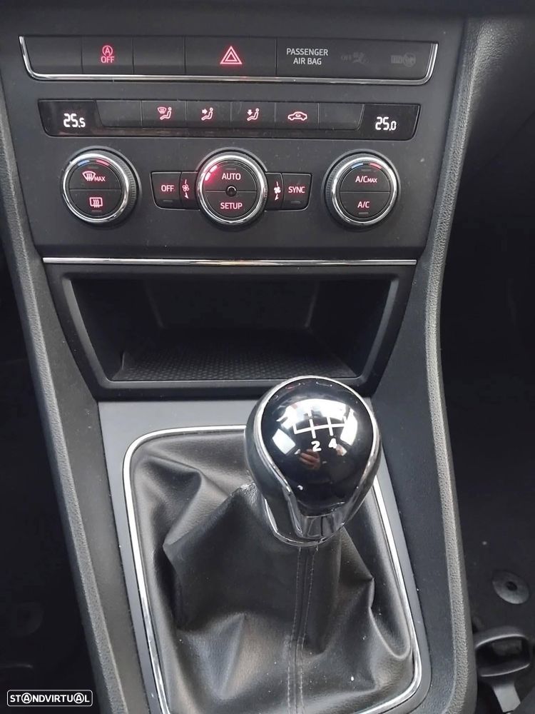 SEAT Leon ST 1.6 TDI S&S Reference - 10