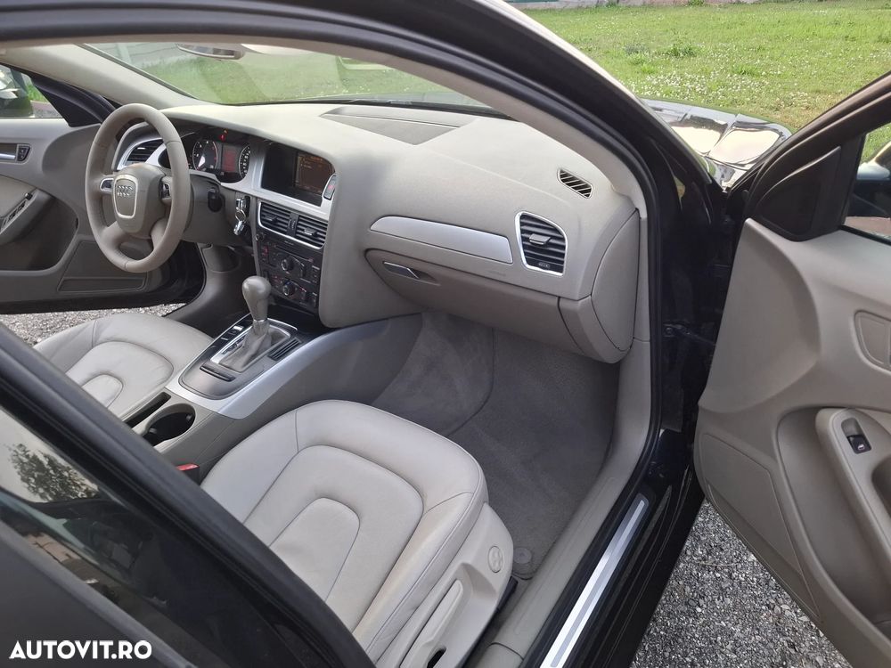 Audi A4 2.0 TDI DPF multitronic Ambition - 8