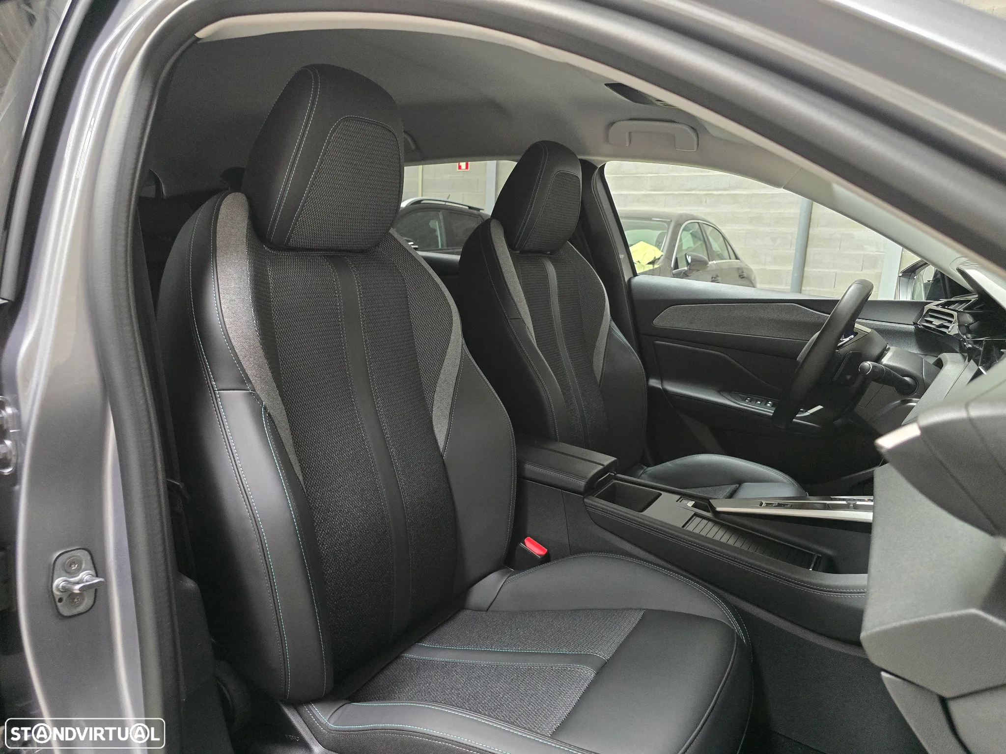 Peugeot 308 SW 1.2 PureTech Allure Pack EAT8 - 11