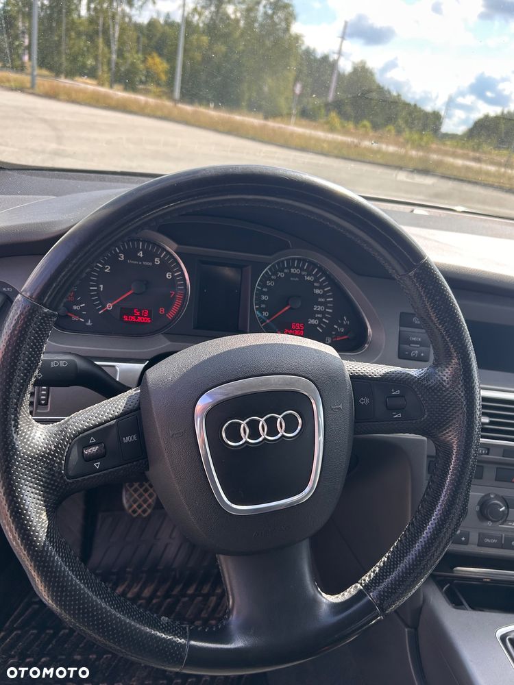 Audi A6 Avant 2.4 Quattro - 13