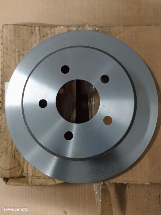 Chrysler Voyager 2.5 , 2.8 Crd Discos de travão traseiros novos