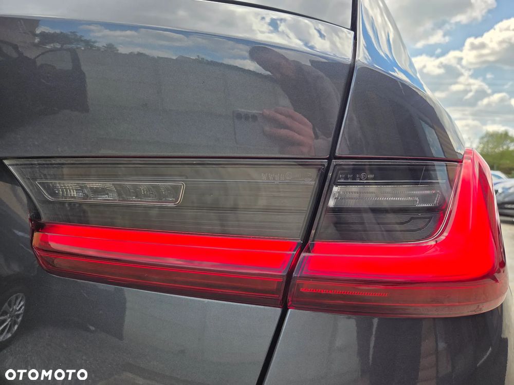 BMW Seria 3 320d xDrive Advantage - 38