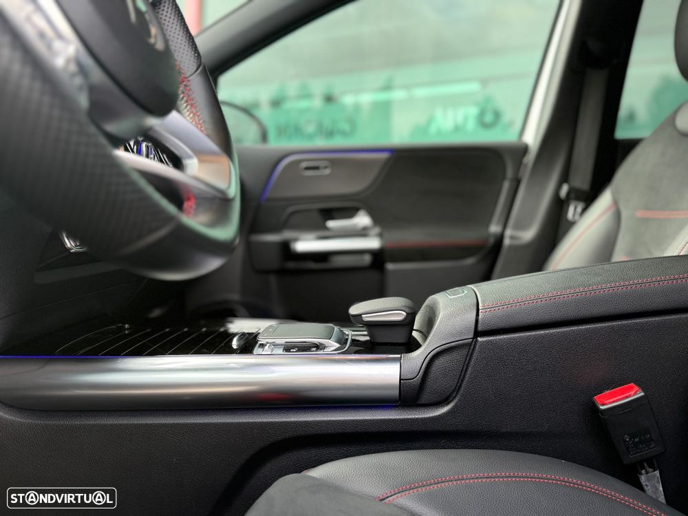 Mercedes-Benz B 180 - 8