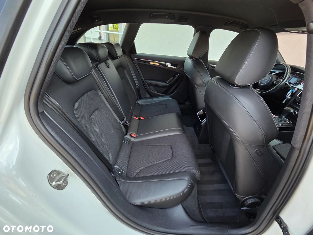Audi A4 Avant 2.0 TDI Quattro S tronic - 24