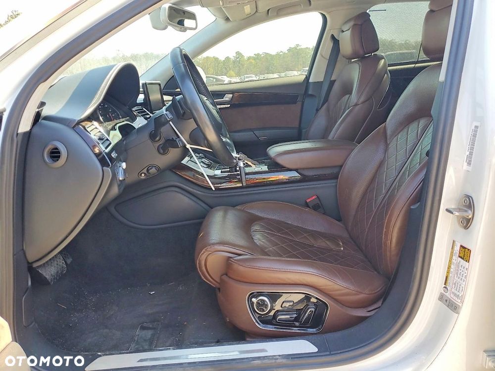 Audi A8 4.0 TFSI L Quattro - 7