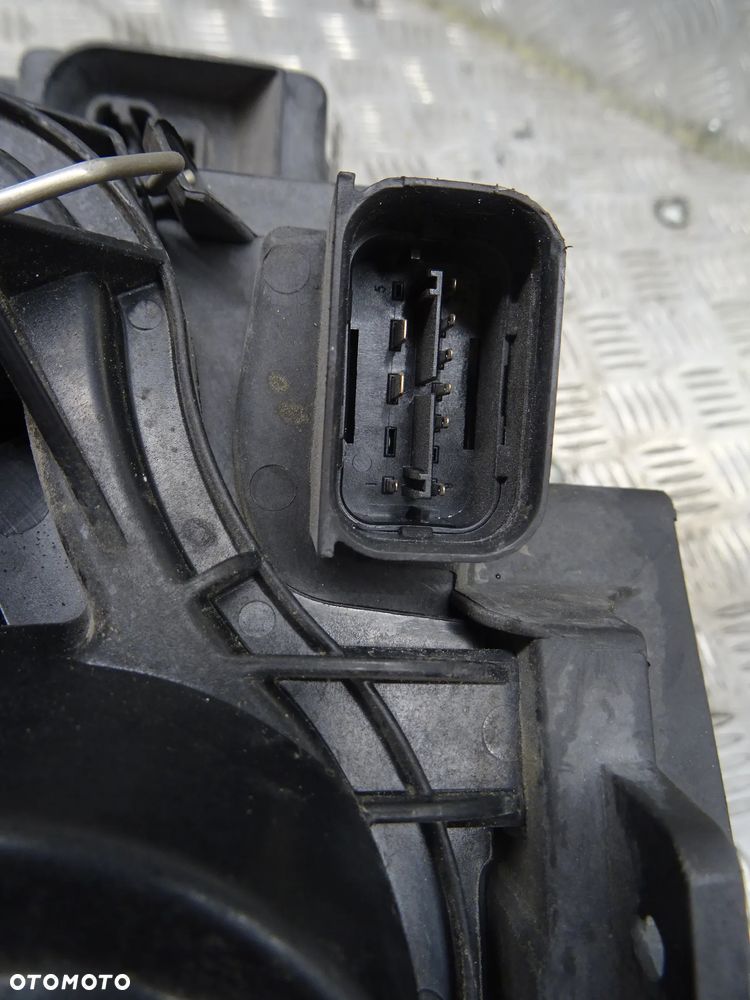 BMW E87  SERIA 1 04-07 2.0B LAMPA PRAWA LEWA PRZÓD PRZEDNIA - 7