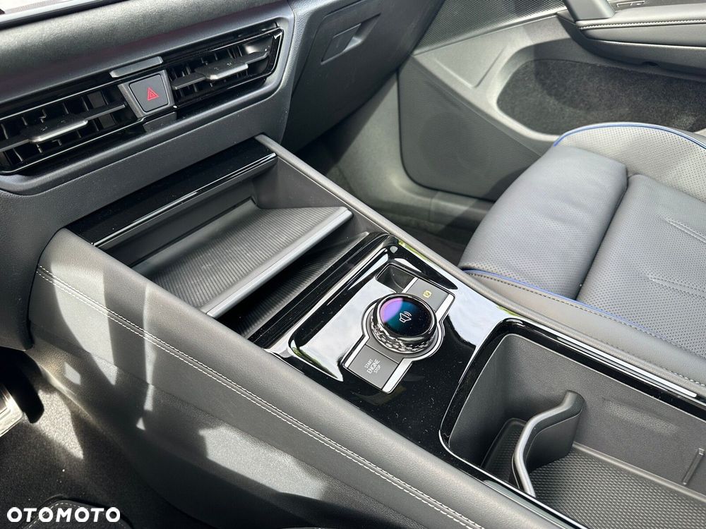 Volkswagen Tiguan - 24