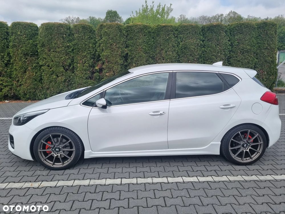 Kia Ceed 1.6 T-GDI GT-Track - 7