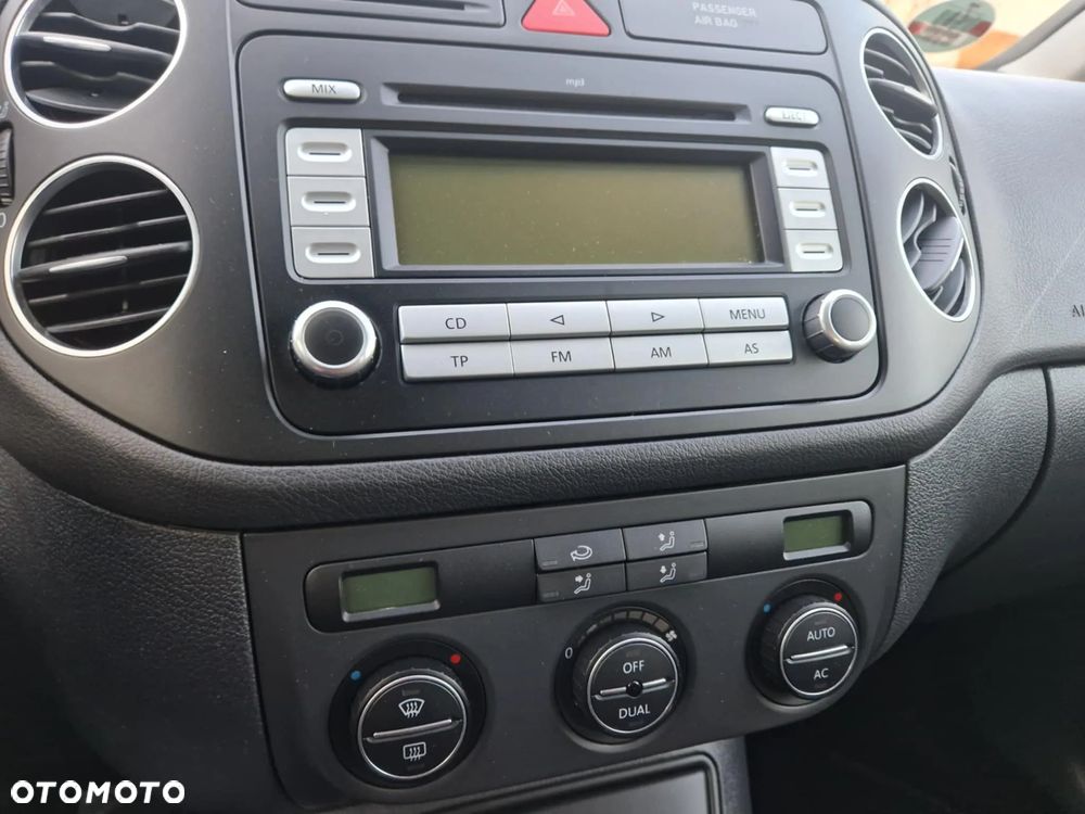 Volkswagen Golf Plus - 27