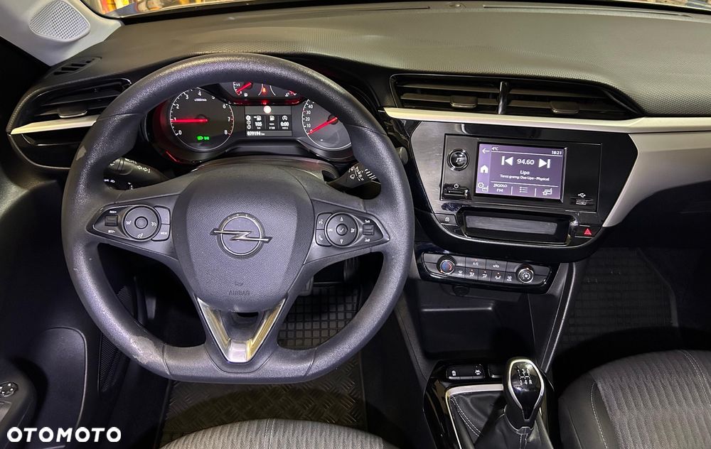 Opel Corsa 1.2 Elegance S&S - 8