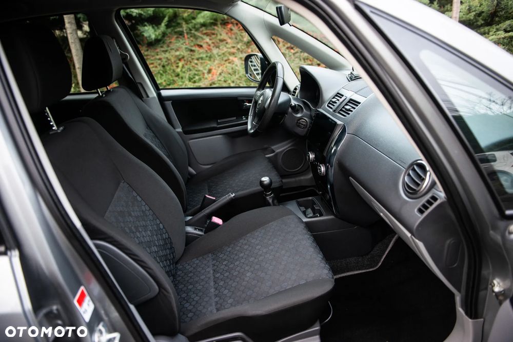 Suzuki SX4 1.6 VVT 4x4 Comfort - 21