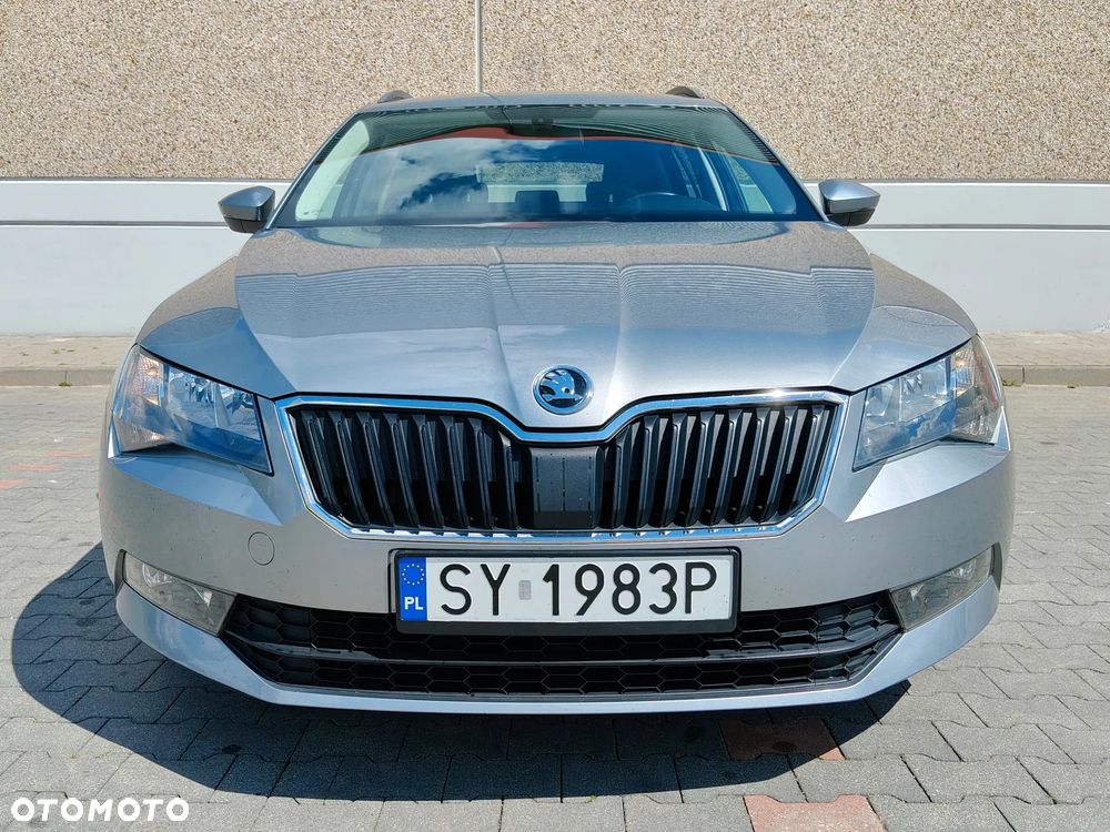 Skoda Superb 1.6 TDI DSG Ambition - 21