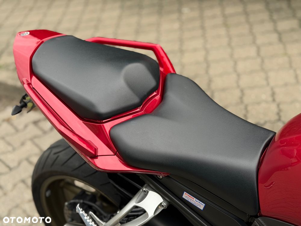 Yamaha FZ - 23