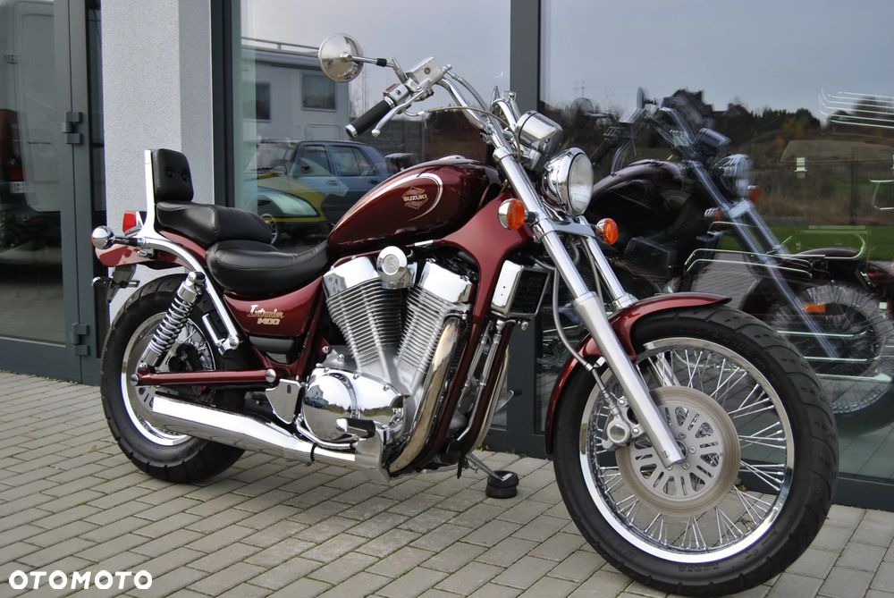 Suzuki Intruder - 41