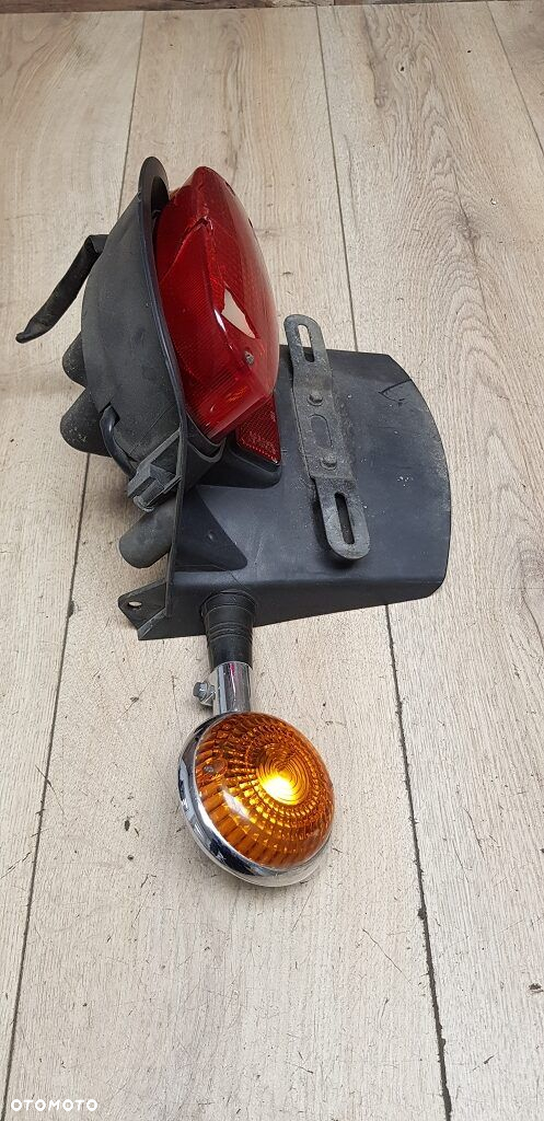 Lampa kierunkowskazy chlapacz Yamaha XVS1100 Drag Star Custom - 3