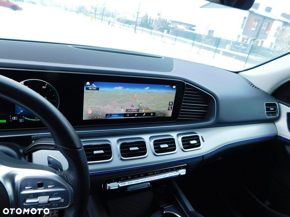 Mercedes-Benz GLE - 22