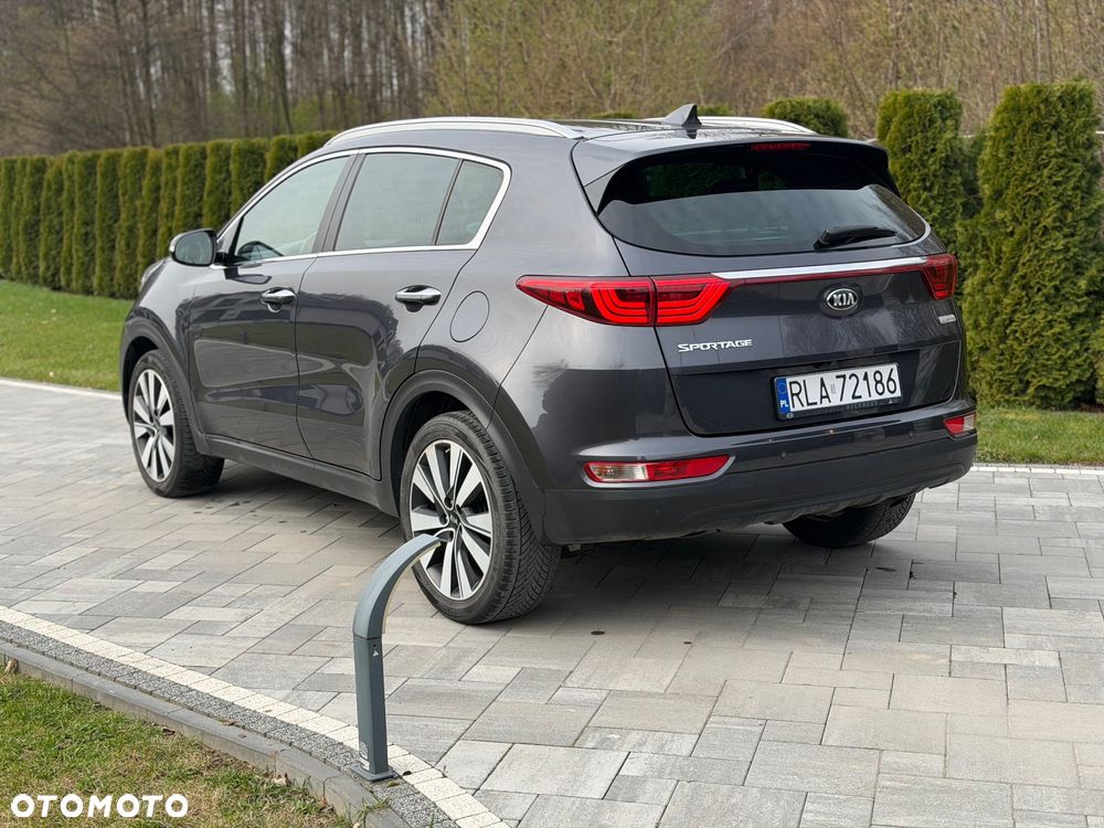 Kia Sportage 1.7 CRDI 2WD Dream-Team Edition - 3