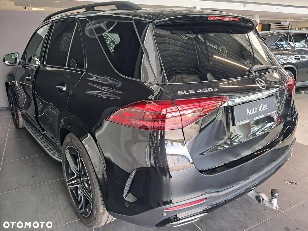 Mercedes-Benz GLE - 36