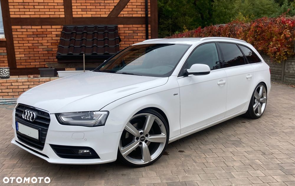 Audi A4 Avant 2.0 TDI DPF clean diesel quattro S tronic S line Sportpaket - 1