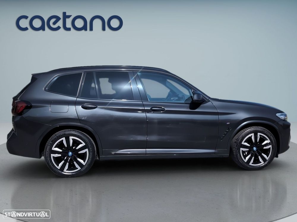BMW iX3 M Sport Inspiring - 9