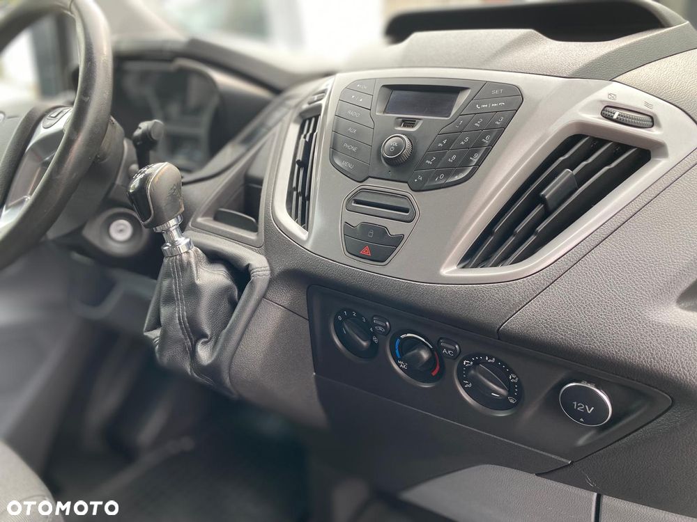 Ford TRANSIT CUSTOM - 20