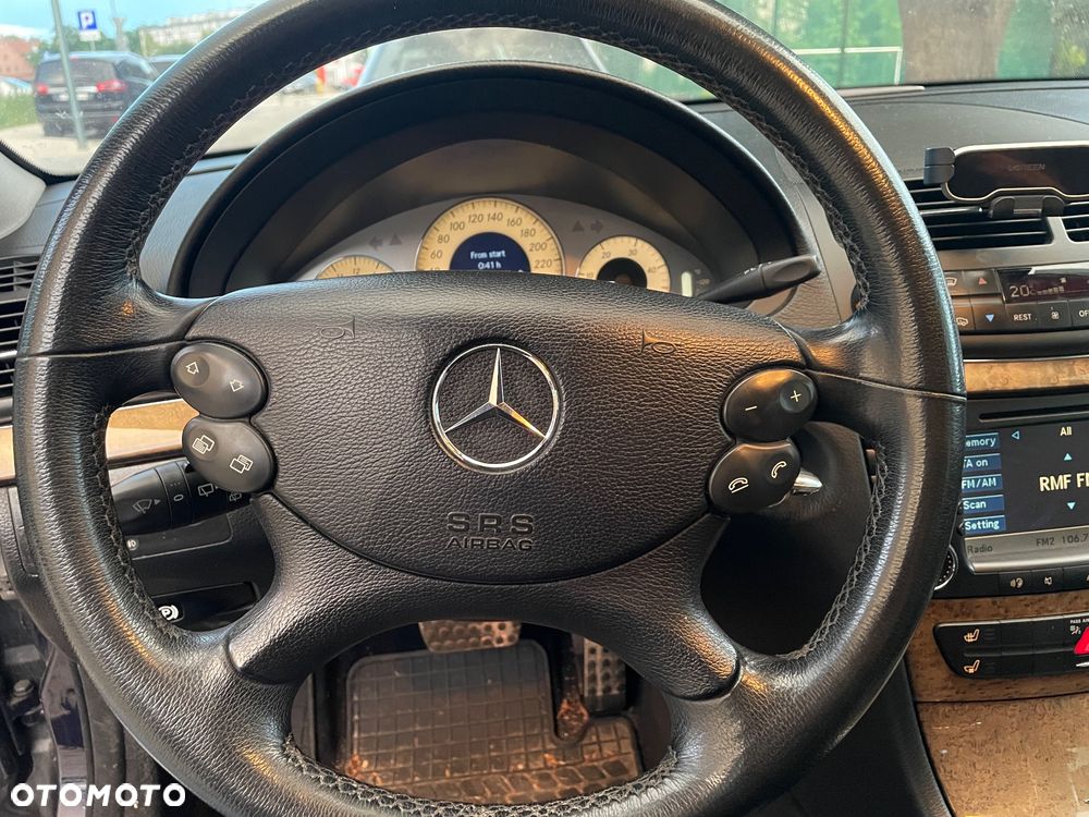 Mercedes-Benz Klasa E - 20