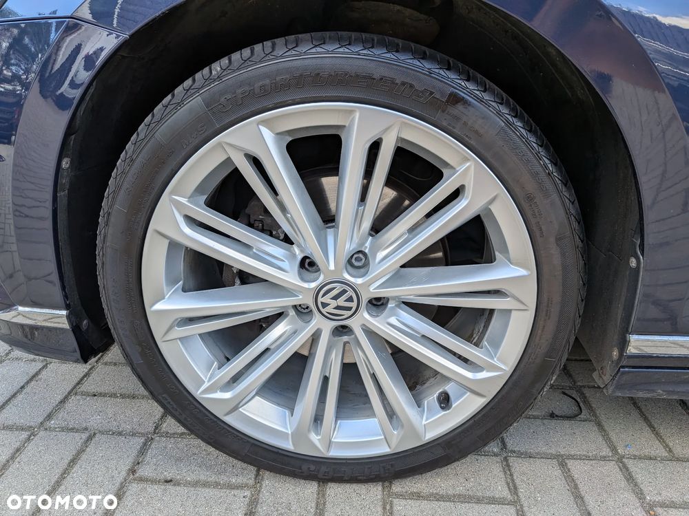 Volkswagen Passat 2.0 TDI SCR DSG Highline - 6