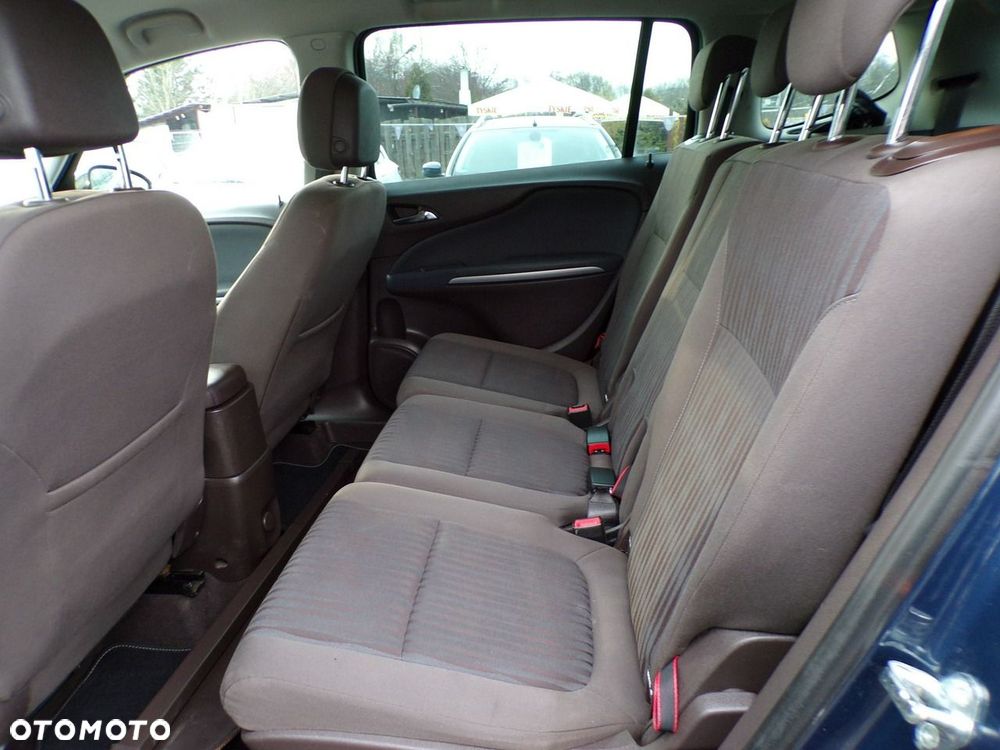 Opel Zafira - 22