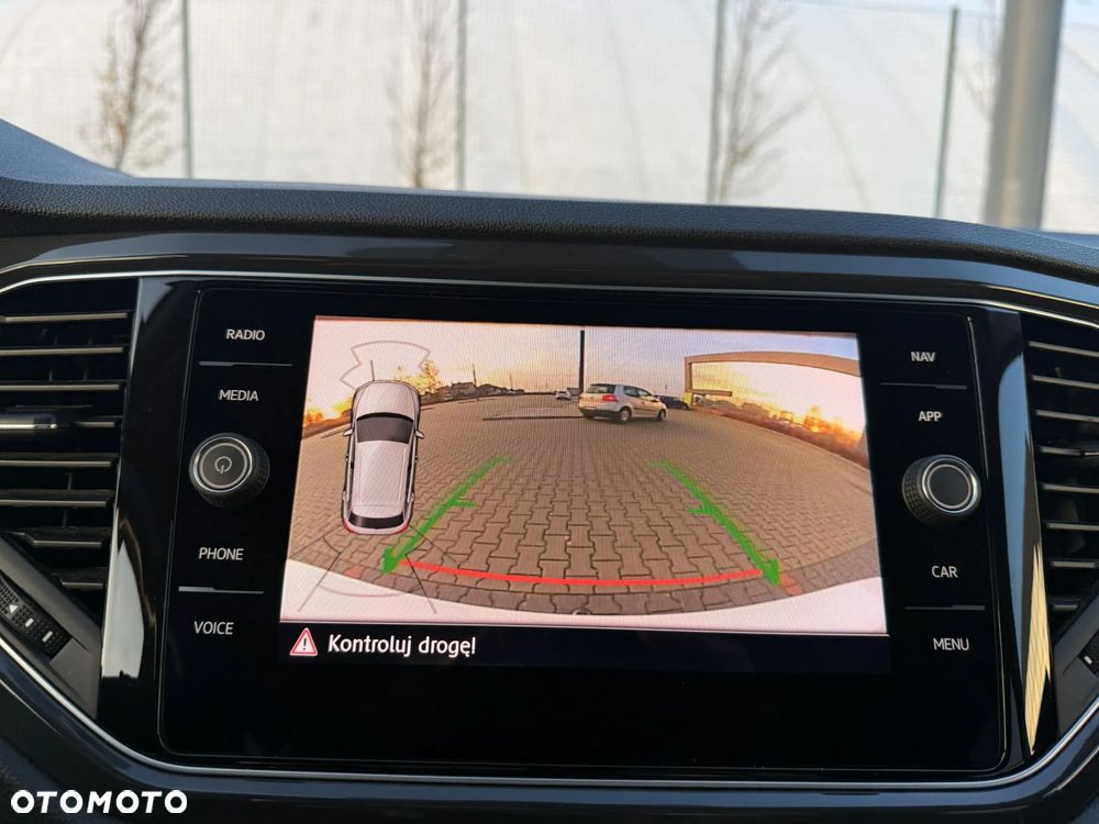 Volkswagen T-Roc 1.5 TSI ACT Premium - 22