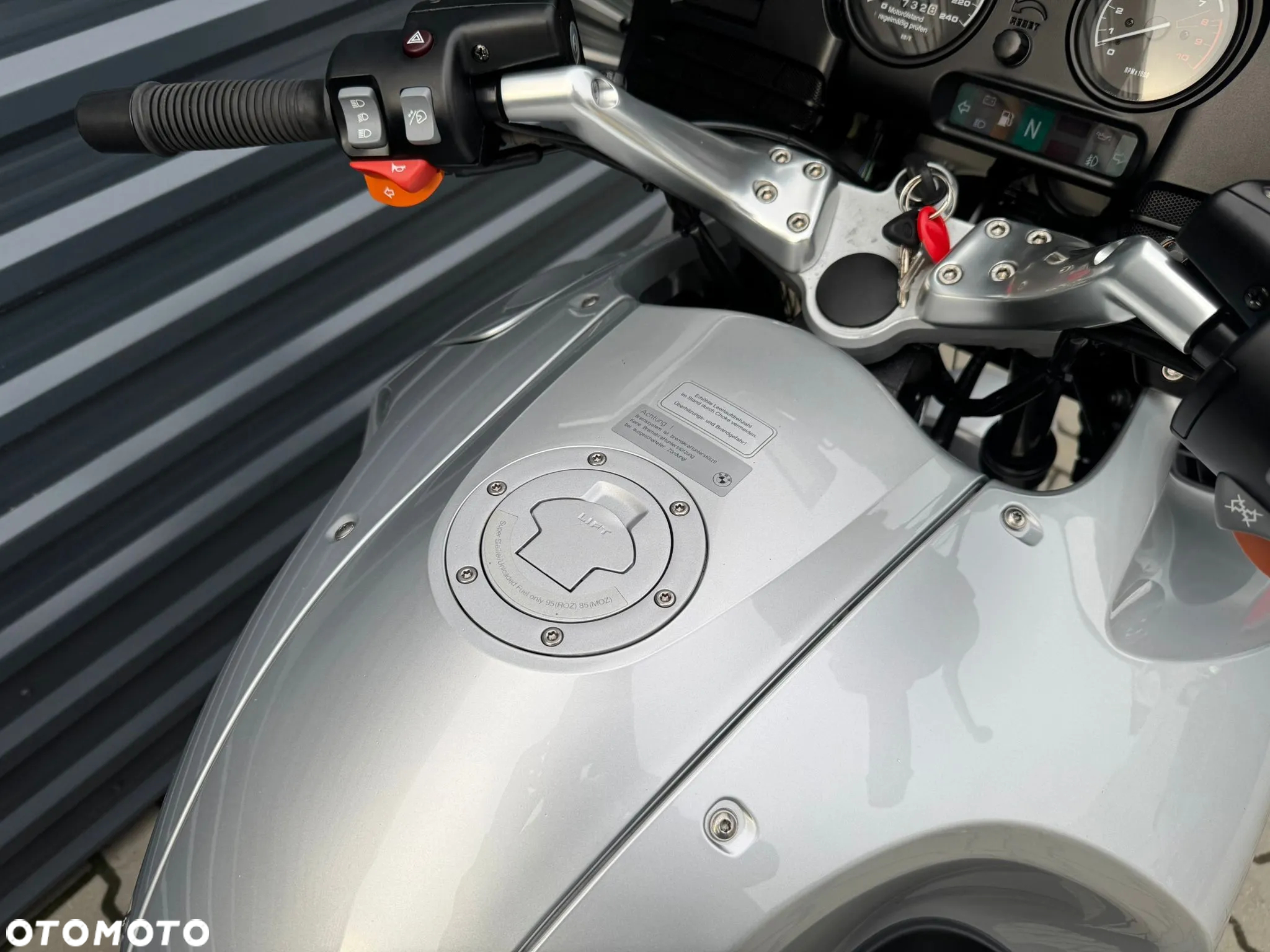 BMW R - 10