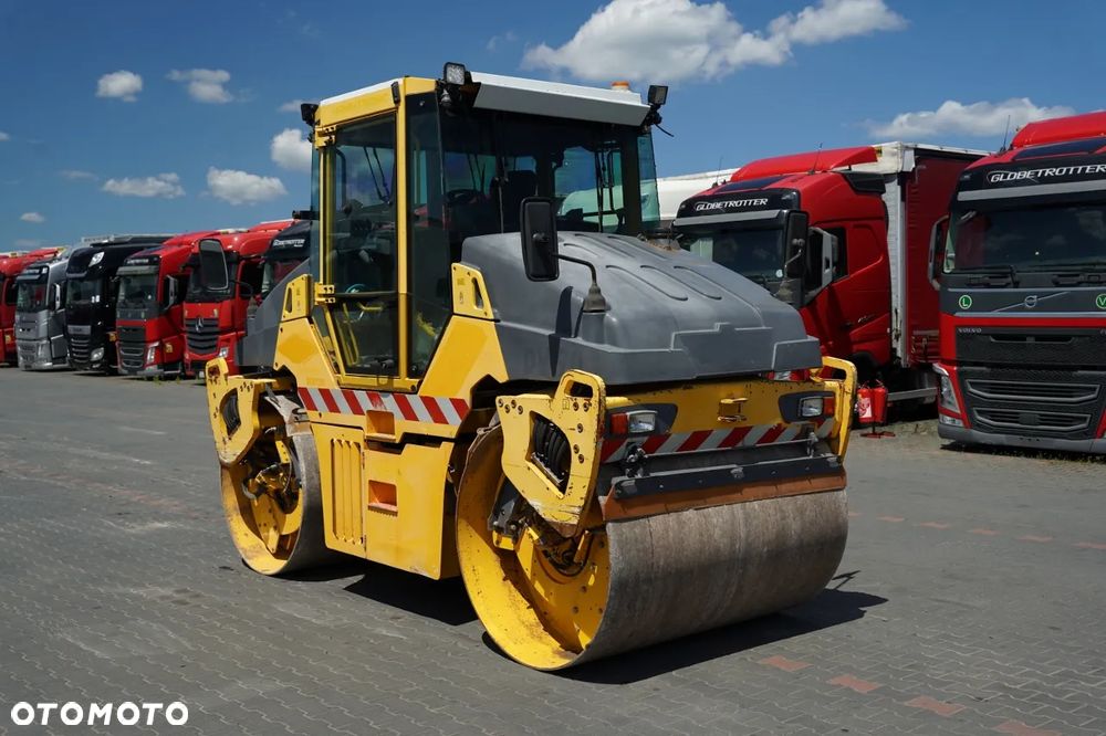 Hamm DV 90 H192 WALEC WIBRACYJNO-OSCYLACYJNY TYPU TANDEM - 2