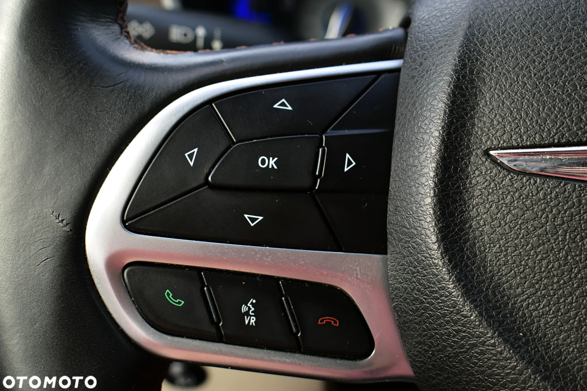 Chrysler Pacifica - 14