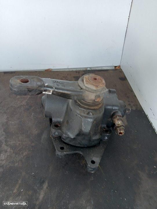 CAIXA DE DIREÇÃO NISSAN CABSTAR - 1