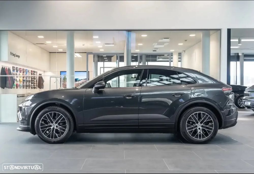 Porsche Macan Standard - 4
