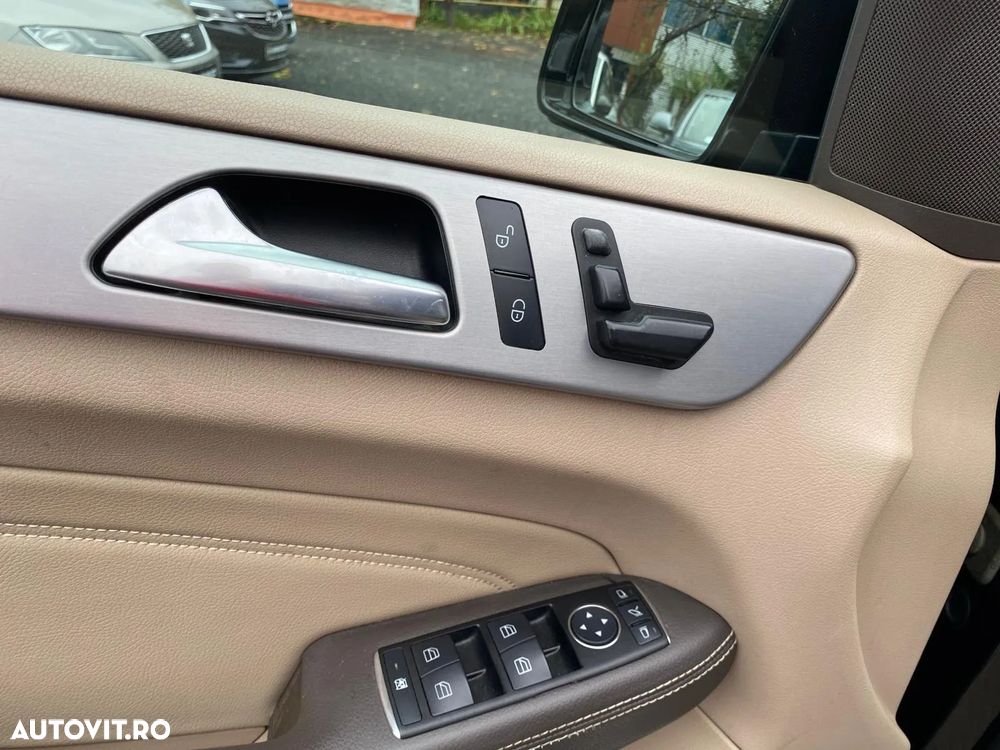 Mercedes-Benz ML - 16