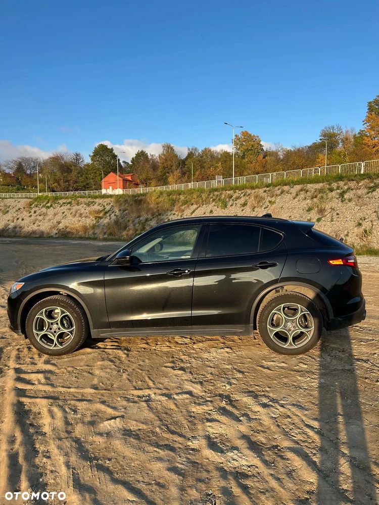 Alfa Romeo Stelvio - 7