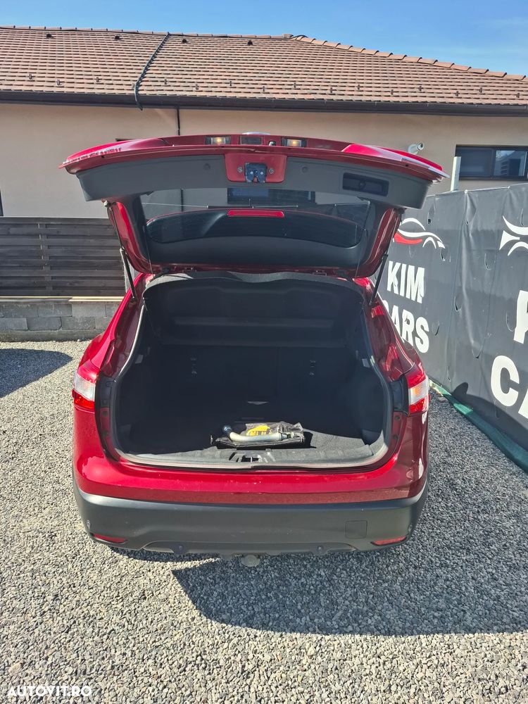 Nissan Qashqai 1.5 DCI Start/Stop N-Connecta - 13