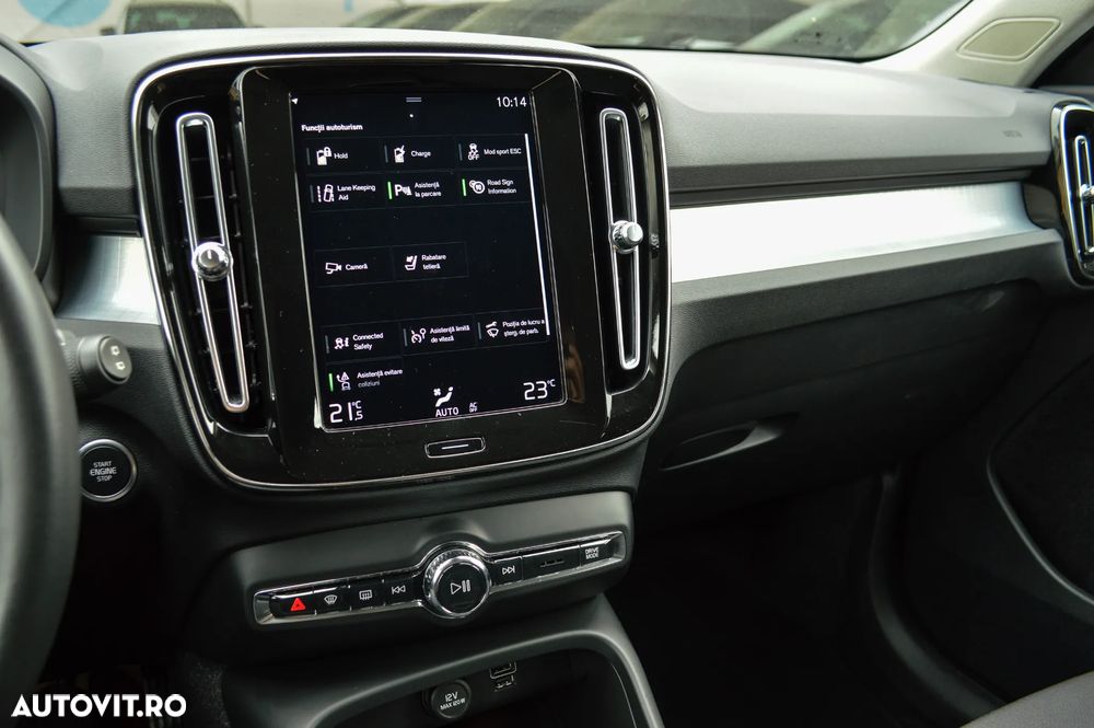 Volvo XC 40 T4 Recharge DKG Plus Bright - 9