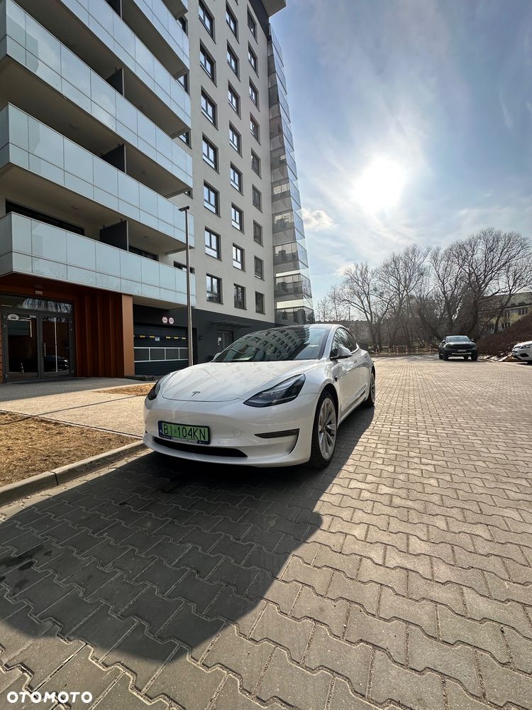 Tesla Model 3 Premium Langstreckenbatterie AWD Dual Motor - 1