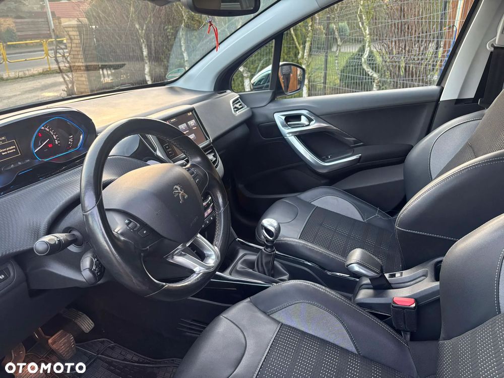 Peugeot 2008 BlueHDi FAP 120 STOP & START Business-Line - 19