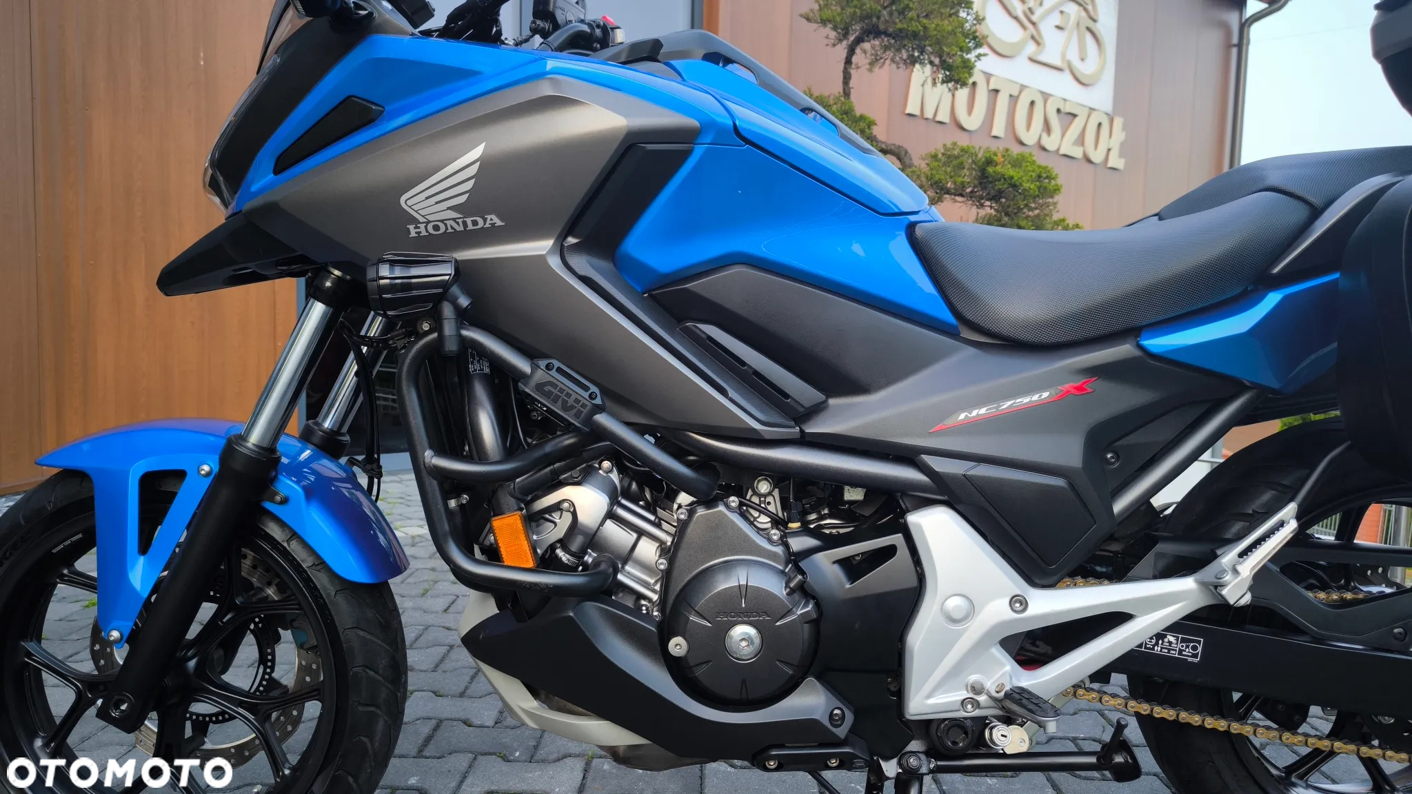 Honda NC - 16