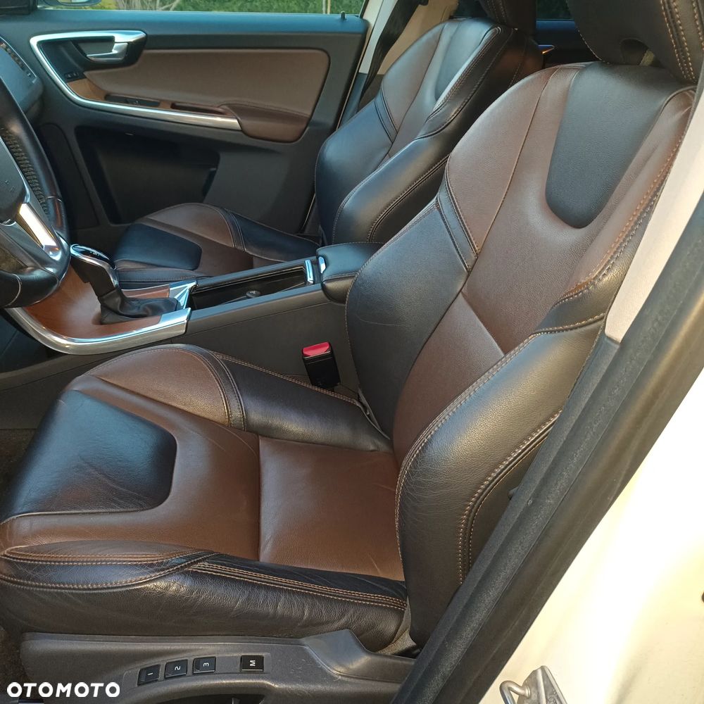 Volvo XC 60 D3 Drive-E Summum - 6